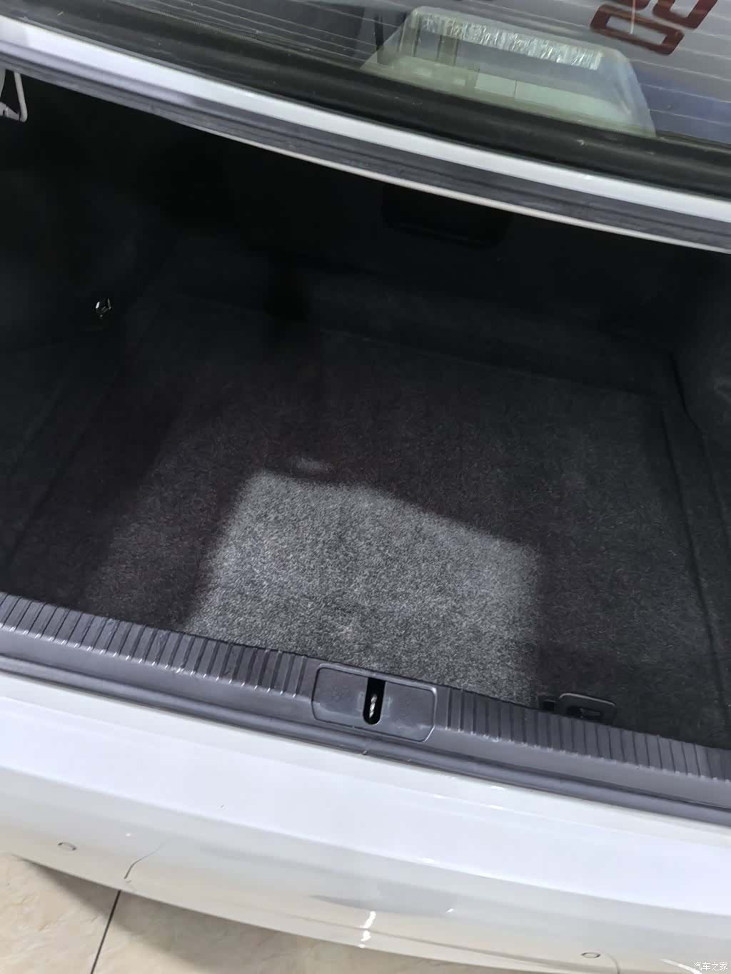Lexus ES, 2018 17