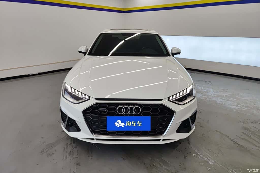 Audi A4L, 2022 2