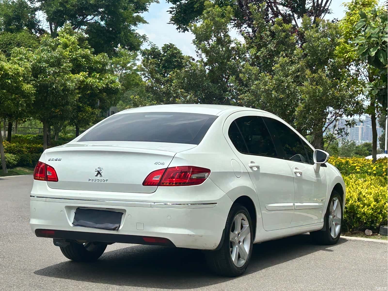 Peugeot 408, 2014 8