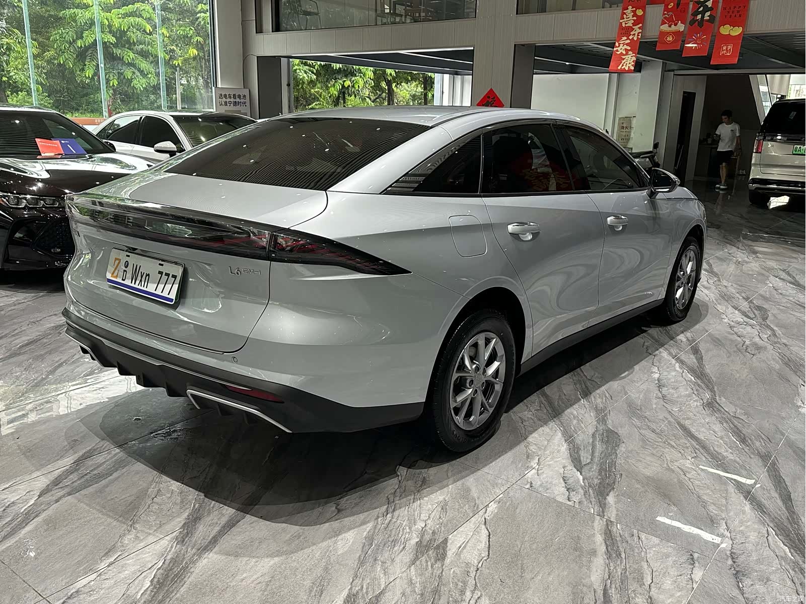 Geely Galaxy L6, 2025 30