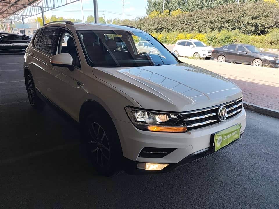 Volkswagen Tiguan L