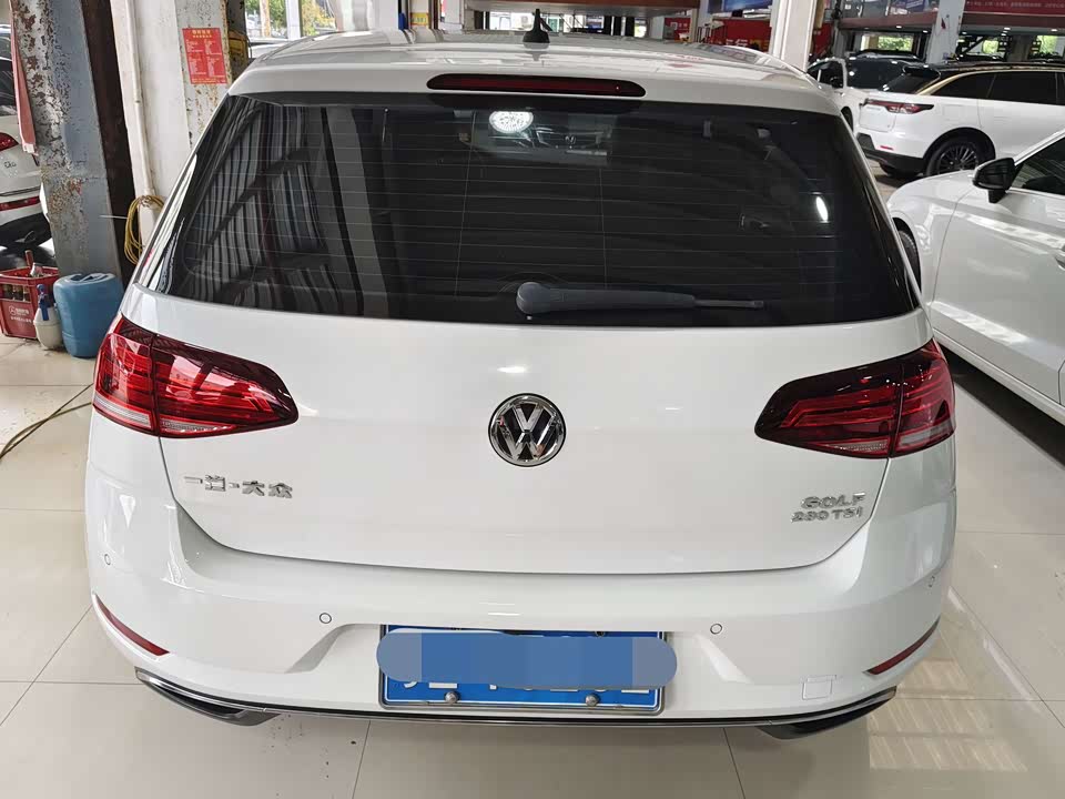 Volkswagen golf