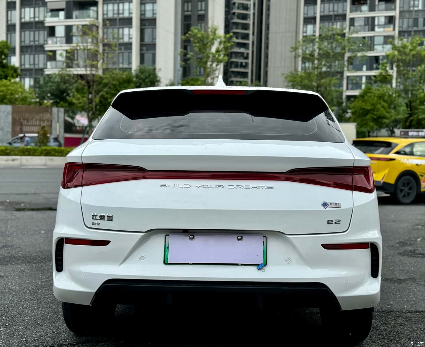 BYD E2, 2022 все фото