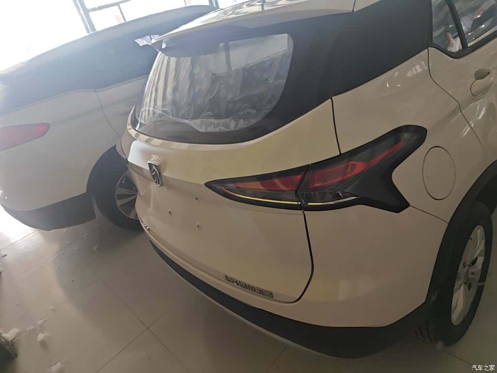 Wuling 510, 2020 6