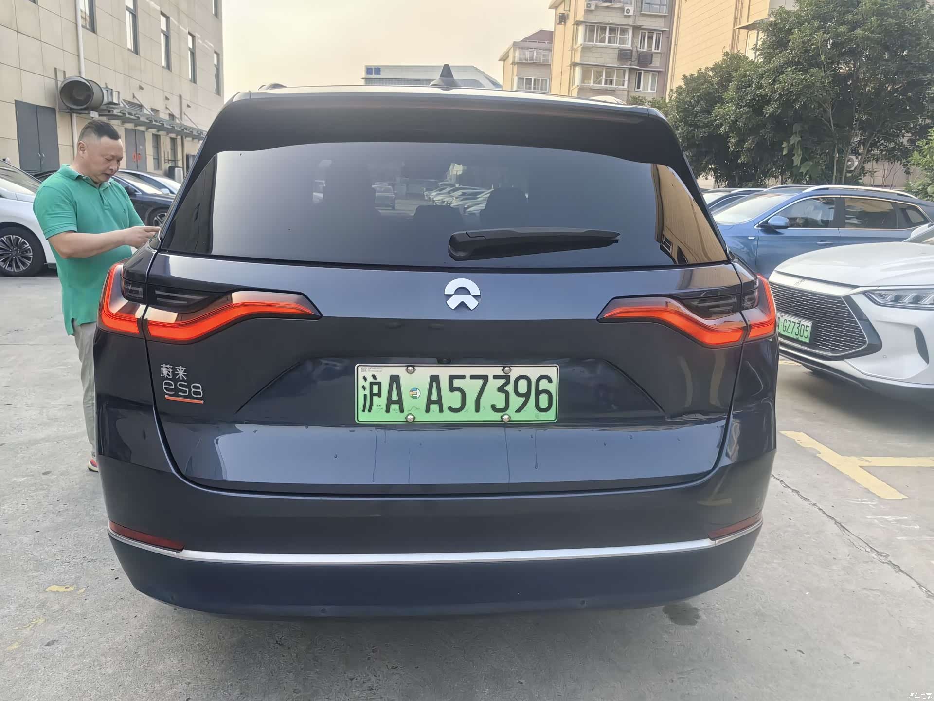 NIO ES8, 2021 10