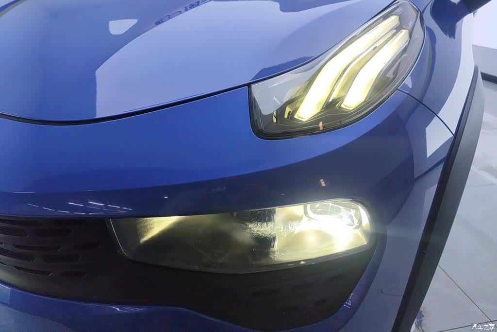 Lynk & Co 02, 2020 все фото