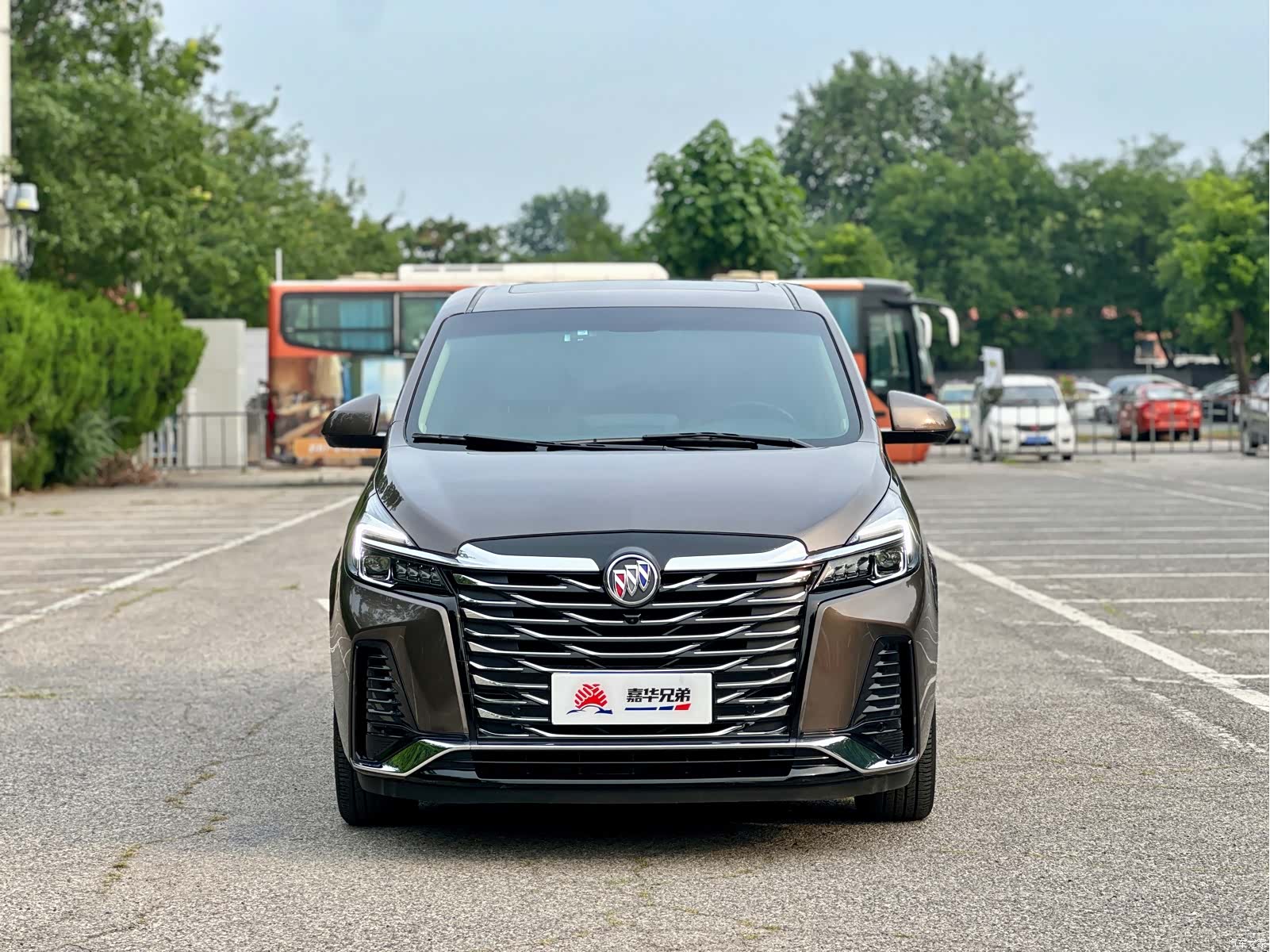 Buick GL8, 2023 4