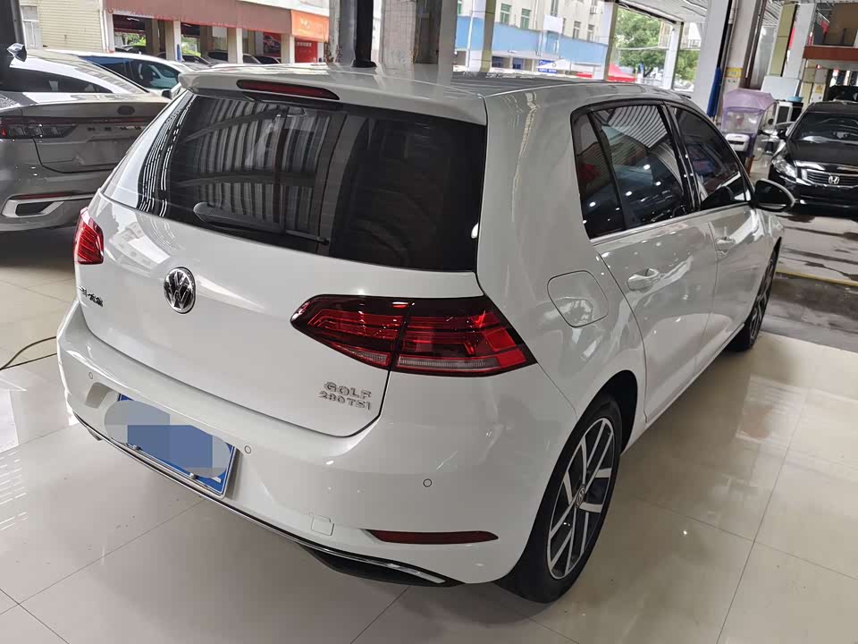Volkswagen golf