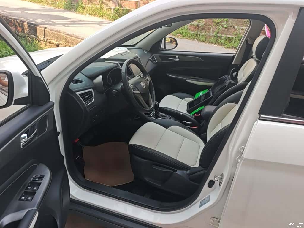 Changan CS35, 2018 15