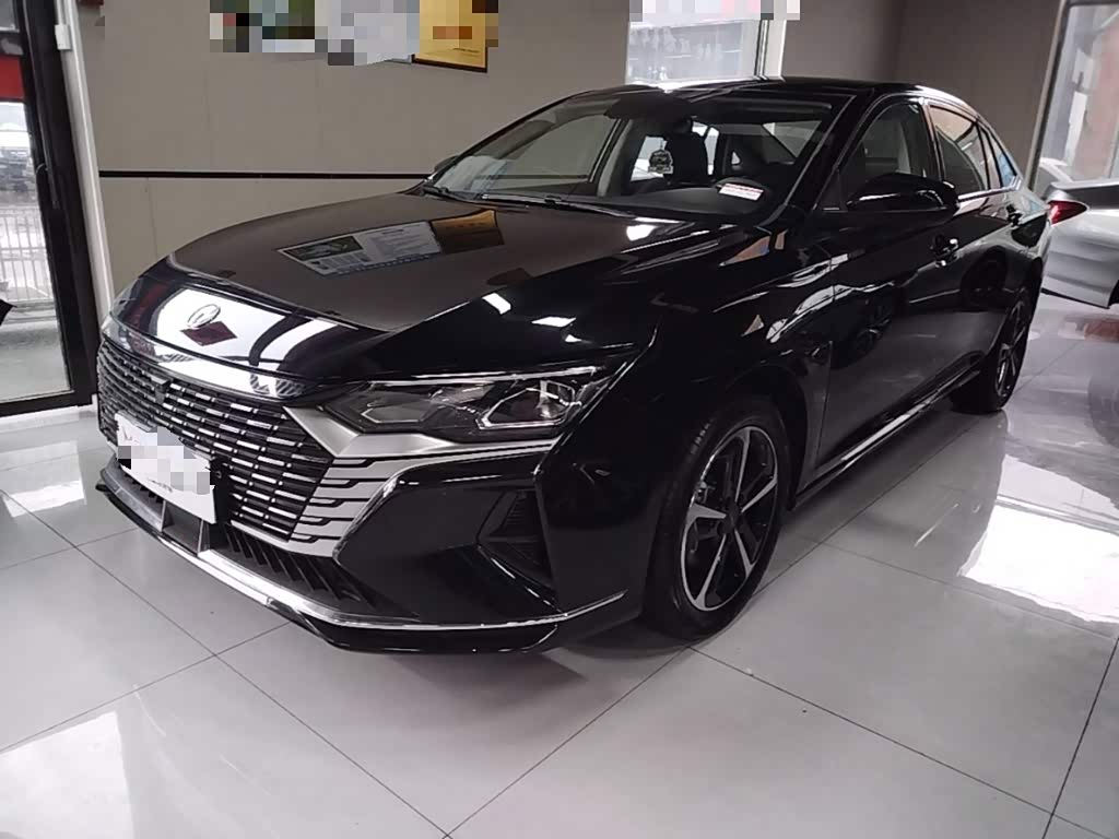 Dongfeng Aeolus Yixuan Max