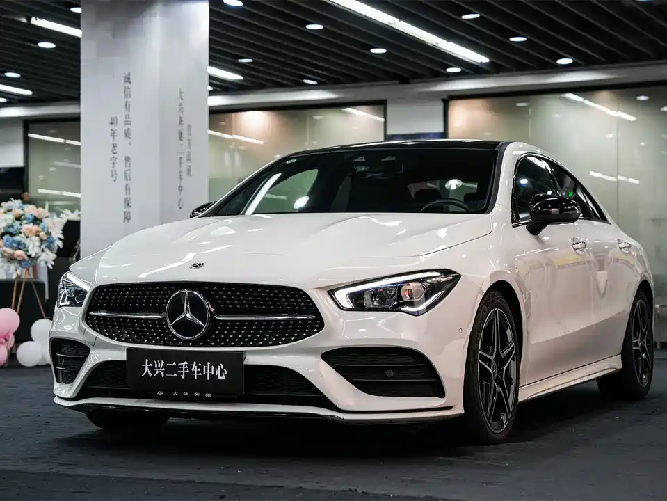 Mercedes-Benz CLA