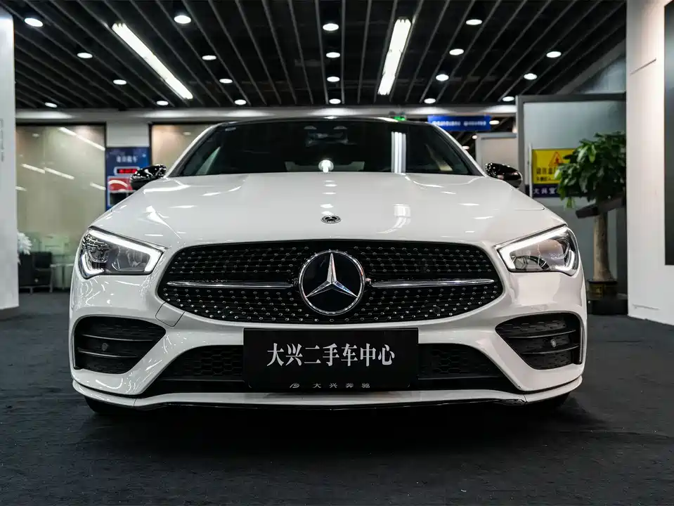 Mercedes-Benz CLA