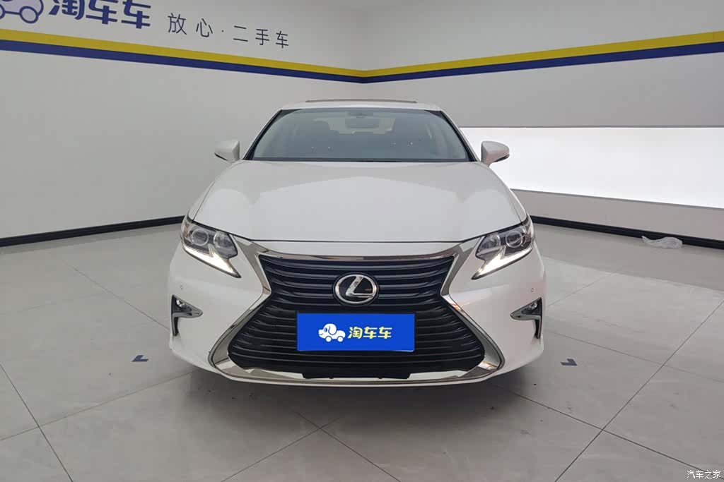 Lexus ES, 2016 2