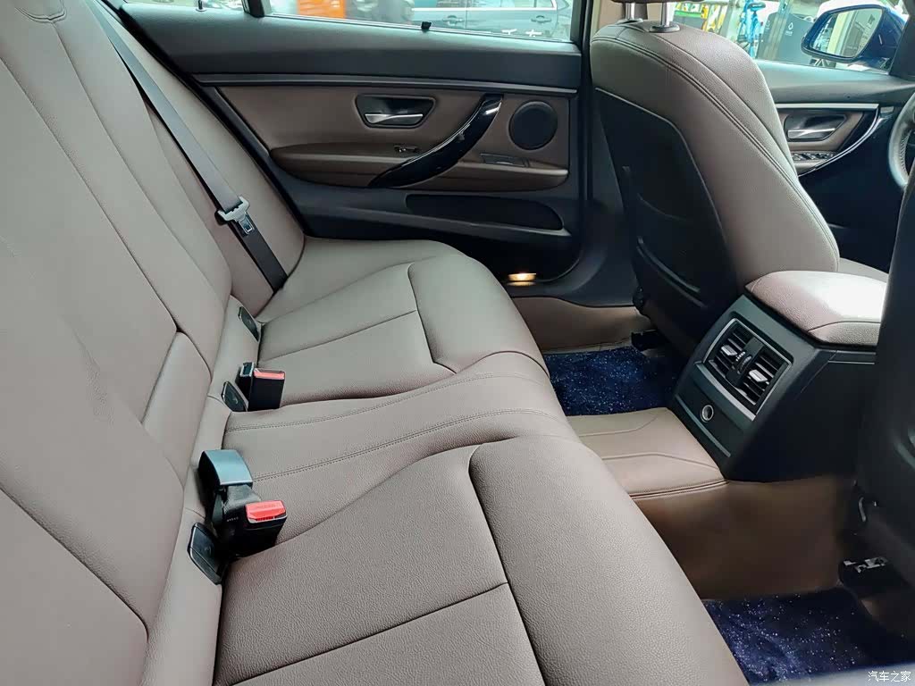 BMW 3 Series, 2019 11