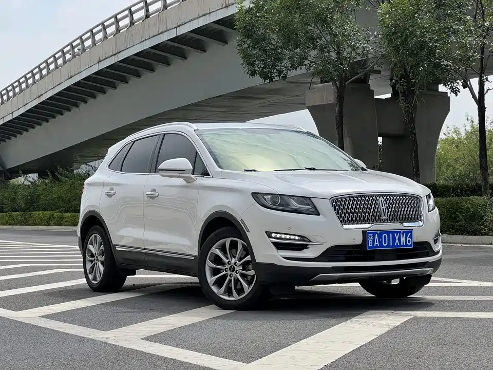 Lincoln MKC
