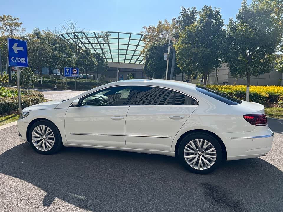 Volkswagen CC