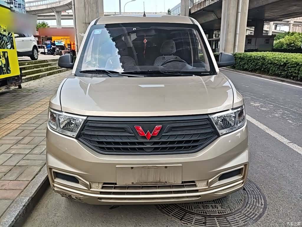 Wuling Hongguang, 2022 3