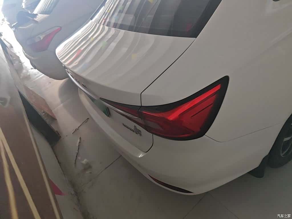 Roewe i5, 2021 6