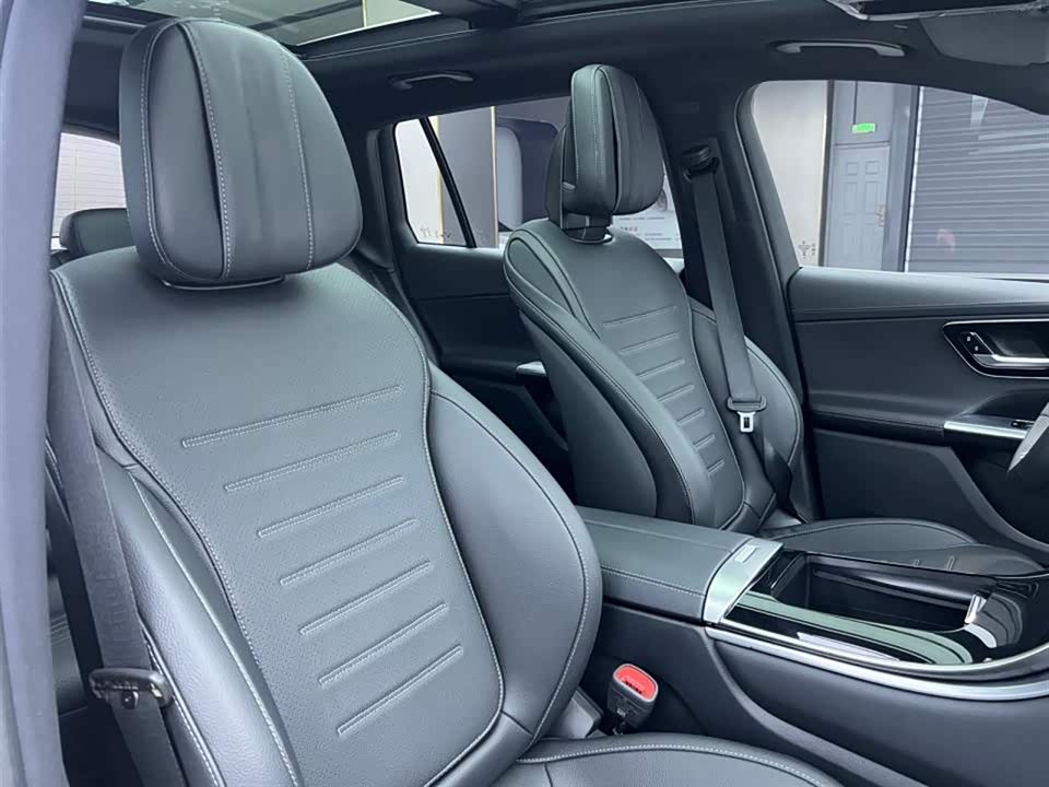 Mercedes-Benz GLC Mercedes-Benz GLC