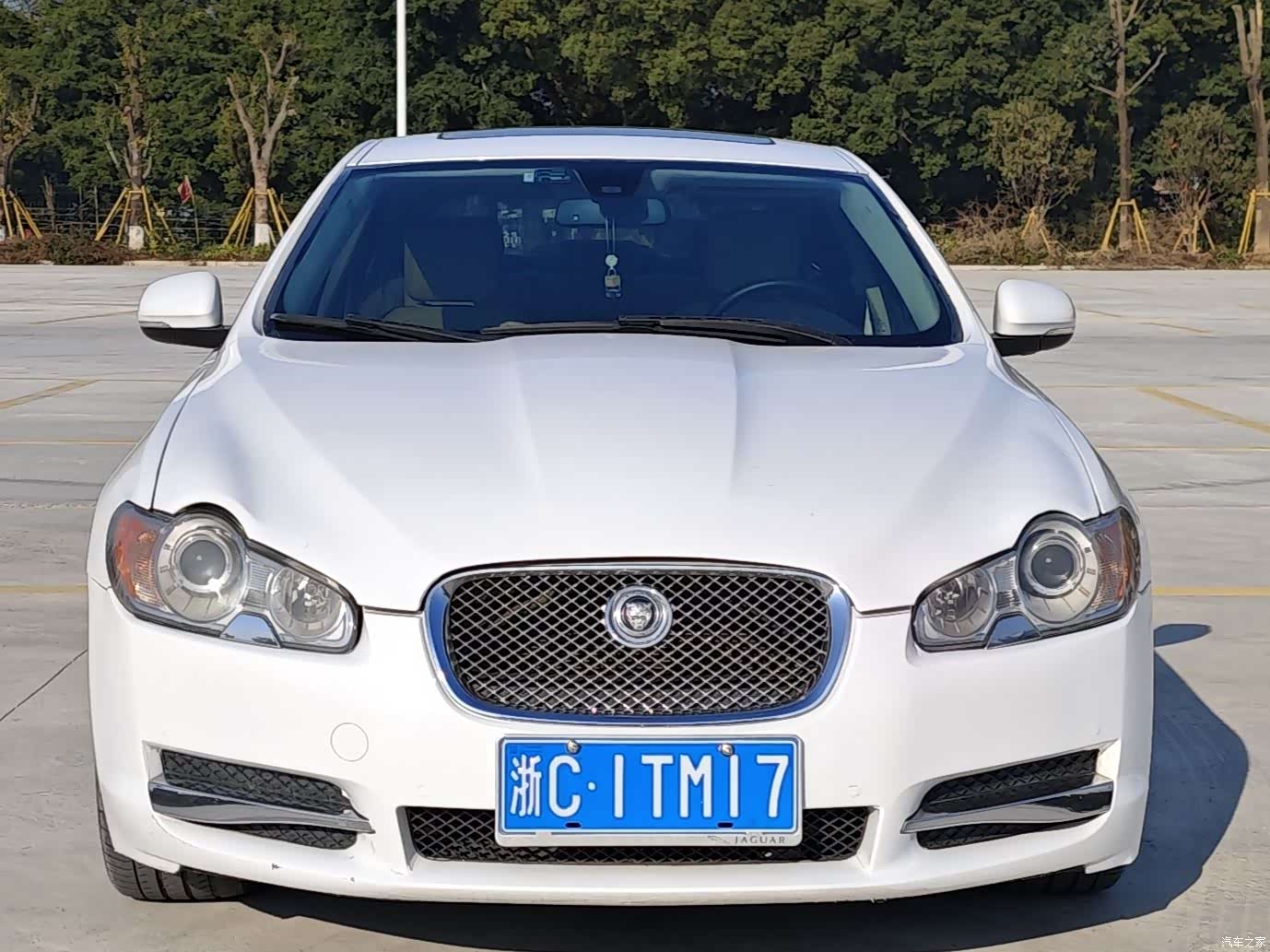 Jaguar XF, 2010 8