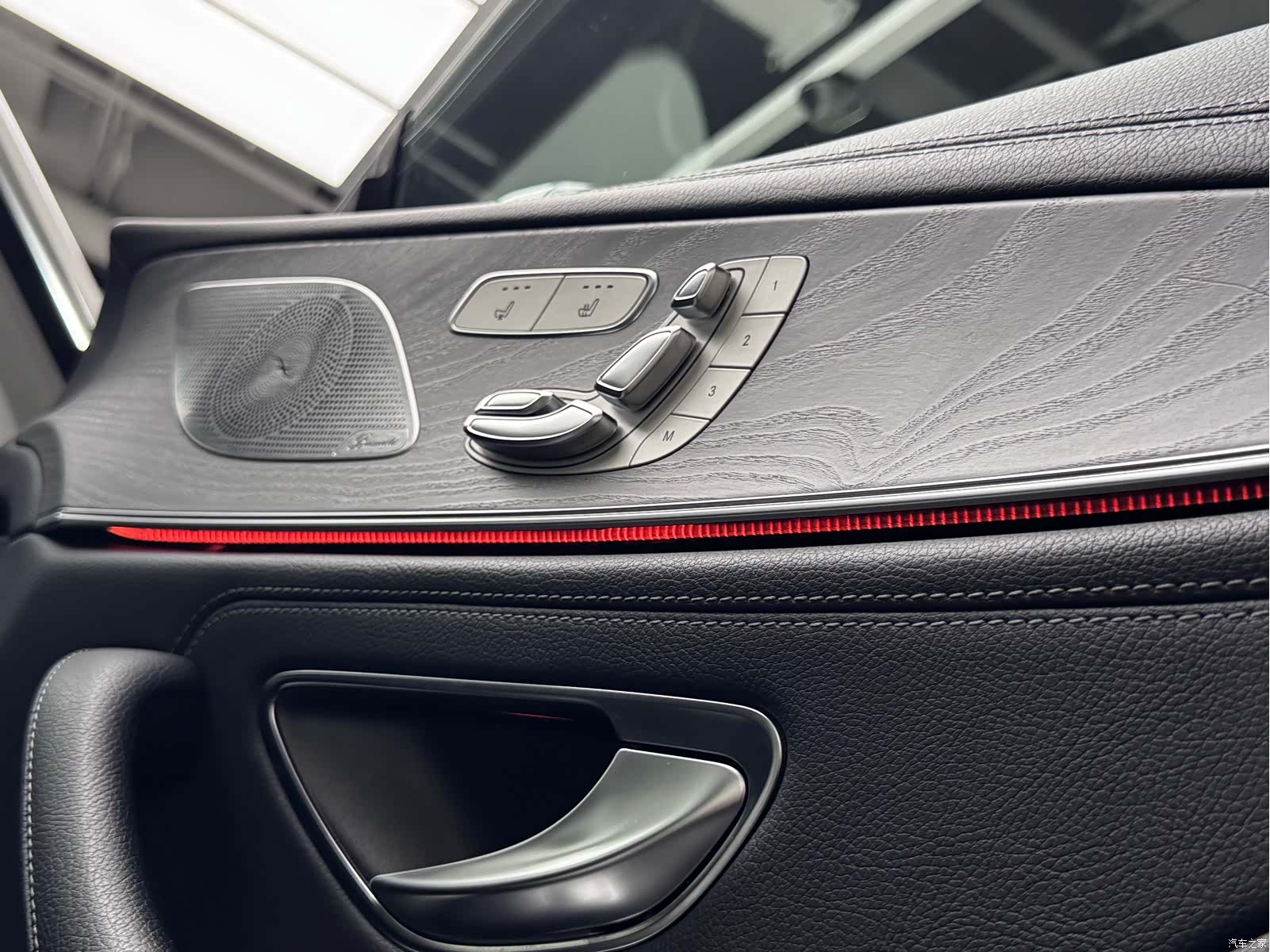Mercedes-Benz CLS, 2019 15