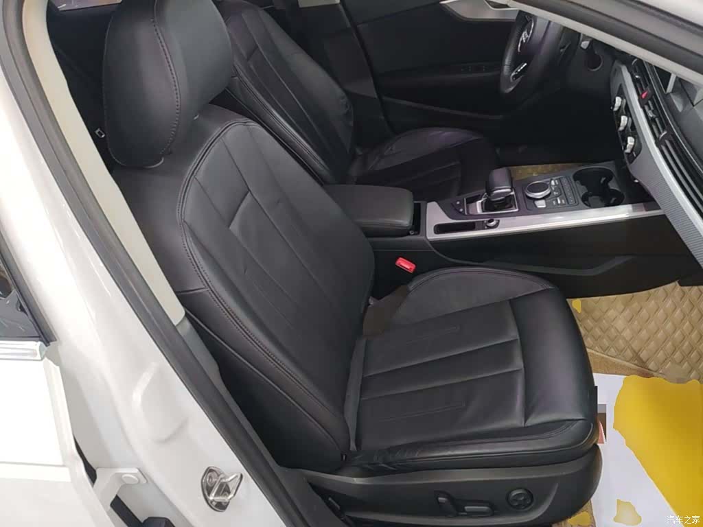Audi A4L, 2017 25