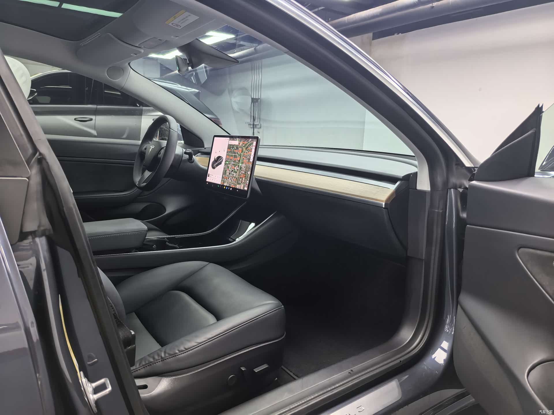Tesla Model 3, 2020 все фото