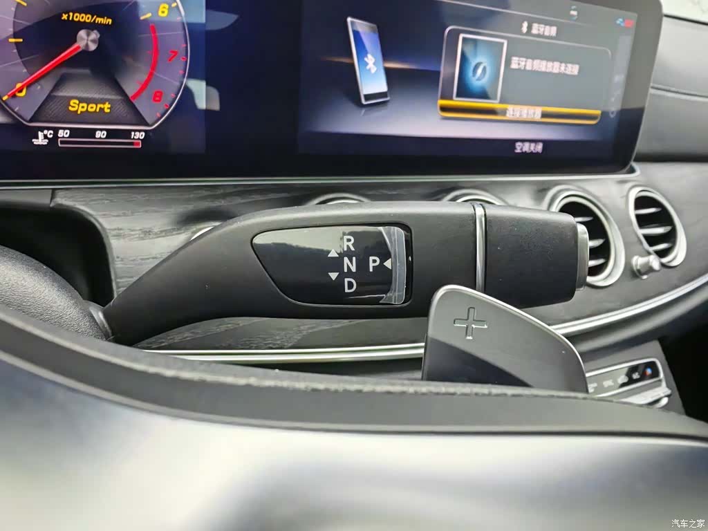 Mercedes-Benz E-Class, 2019 13