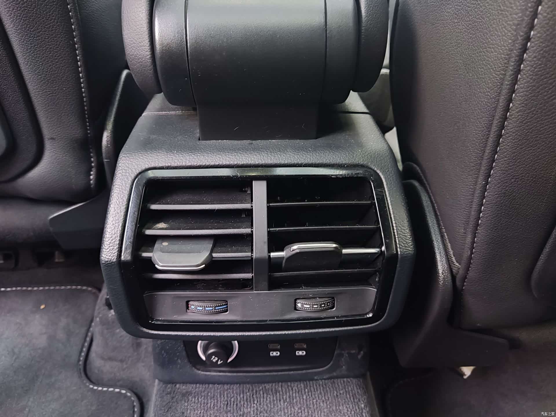 Audi Q3, 2022 15