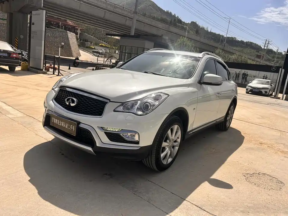 Infiniti QX50