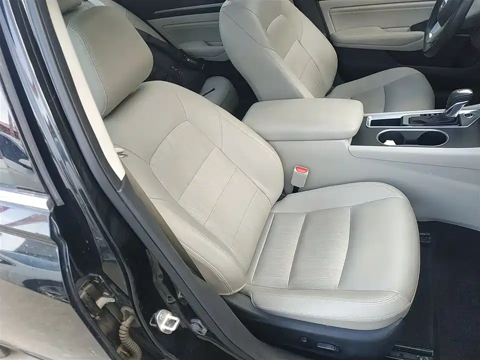 Nissan Teana Nissan Teana