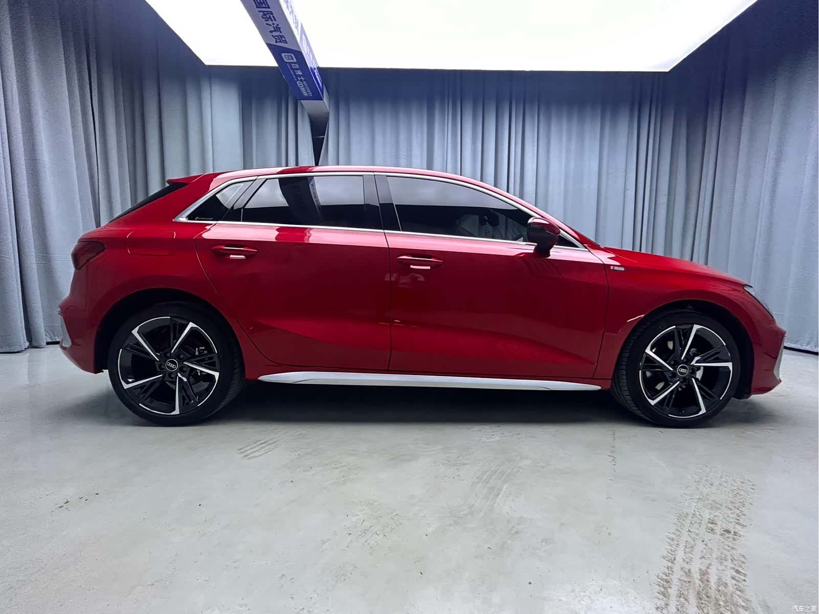 Audi A3, 2022 все фото