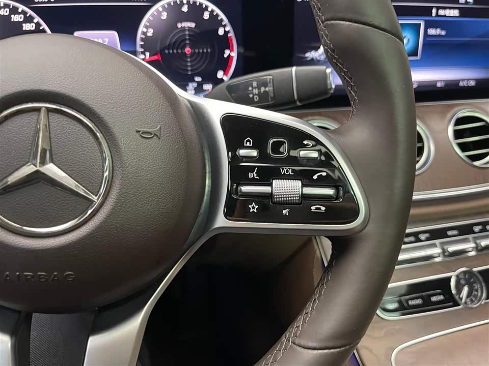 Mercedes-Benz E-class Mercedes-Benz E-class