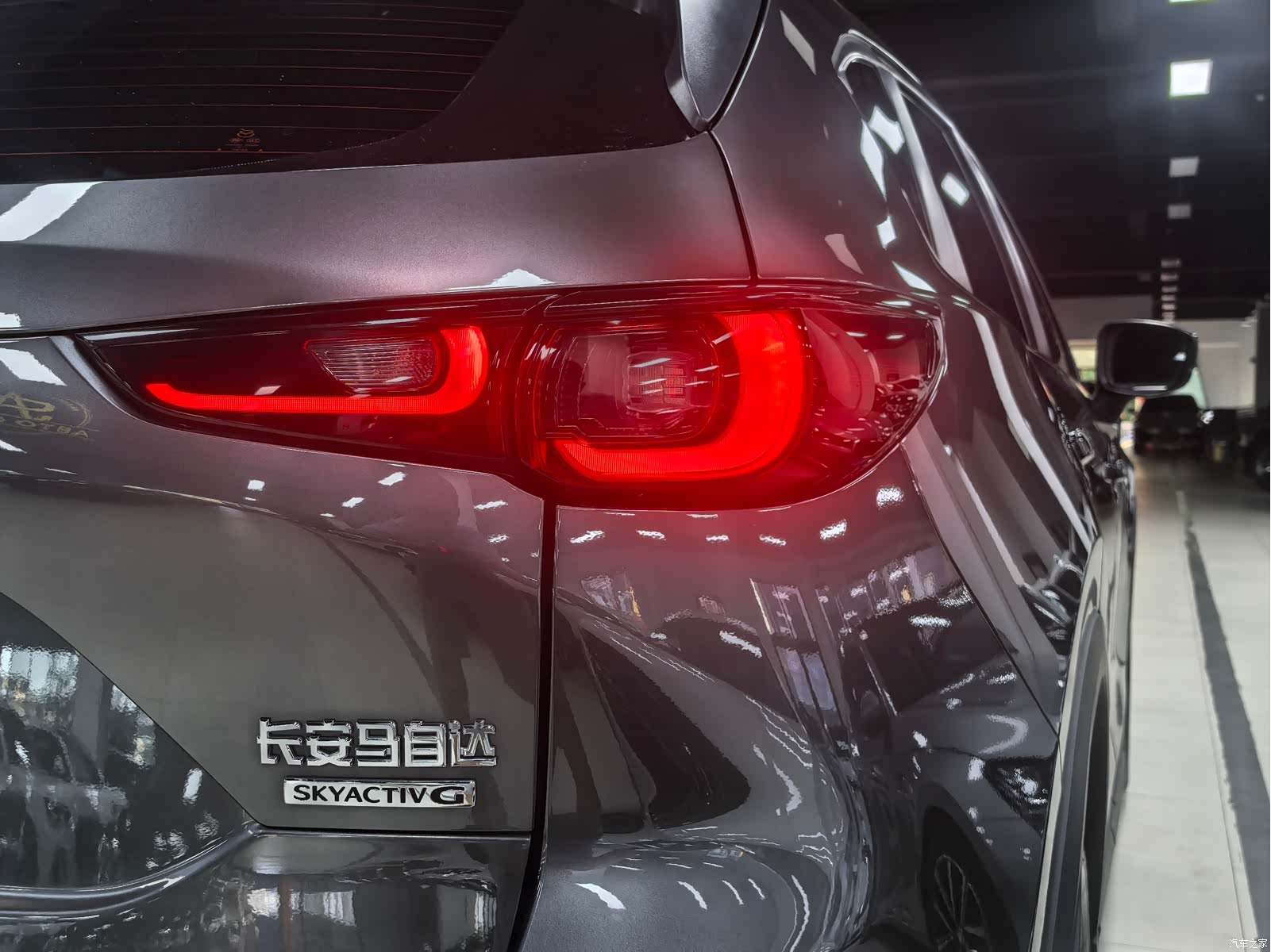 Mazda CX-5, 2023 все фото
