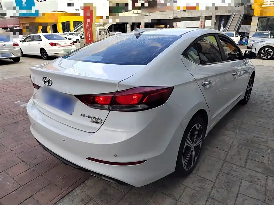 Hyundai Lead Hyundai Lead