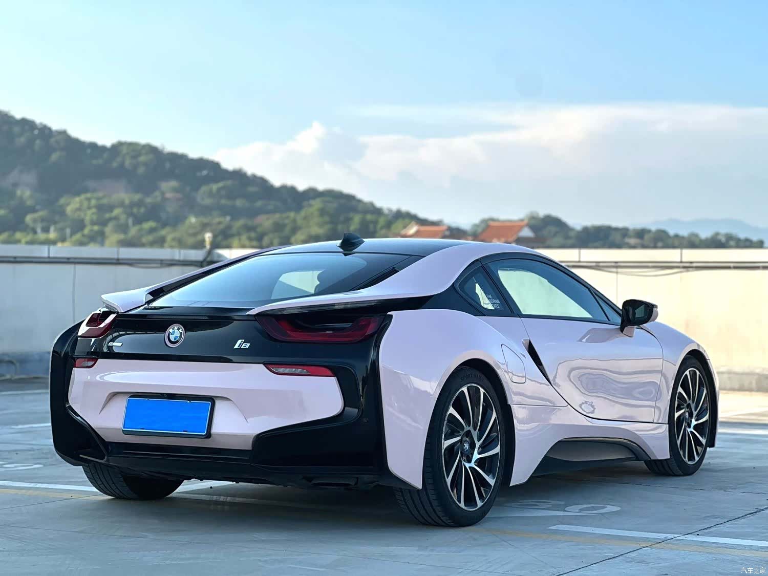BMW i8, 2016 7