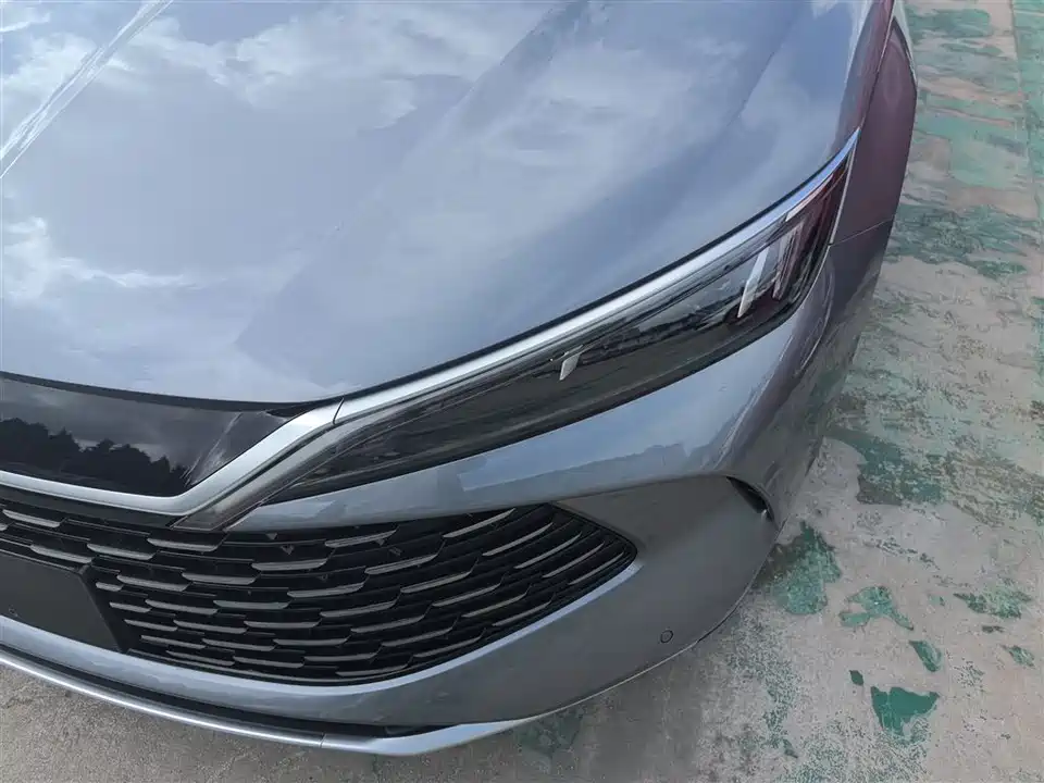 BYD Qin L BYD Qin L