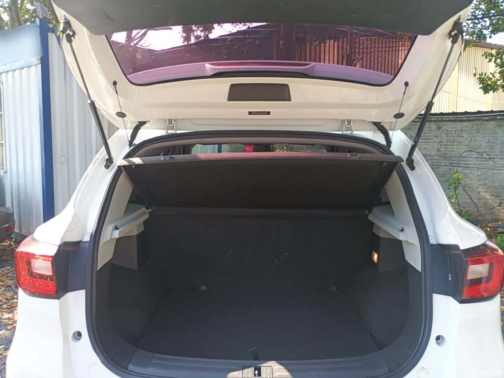 MG ZS, 2018 21