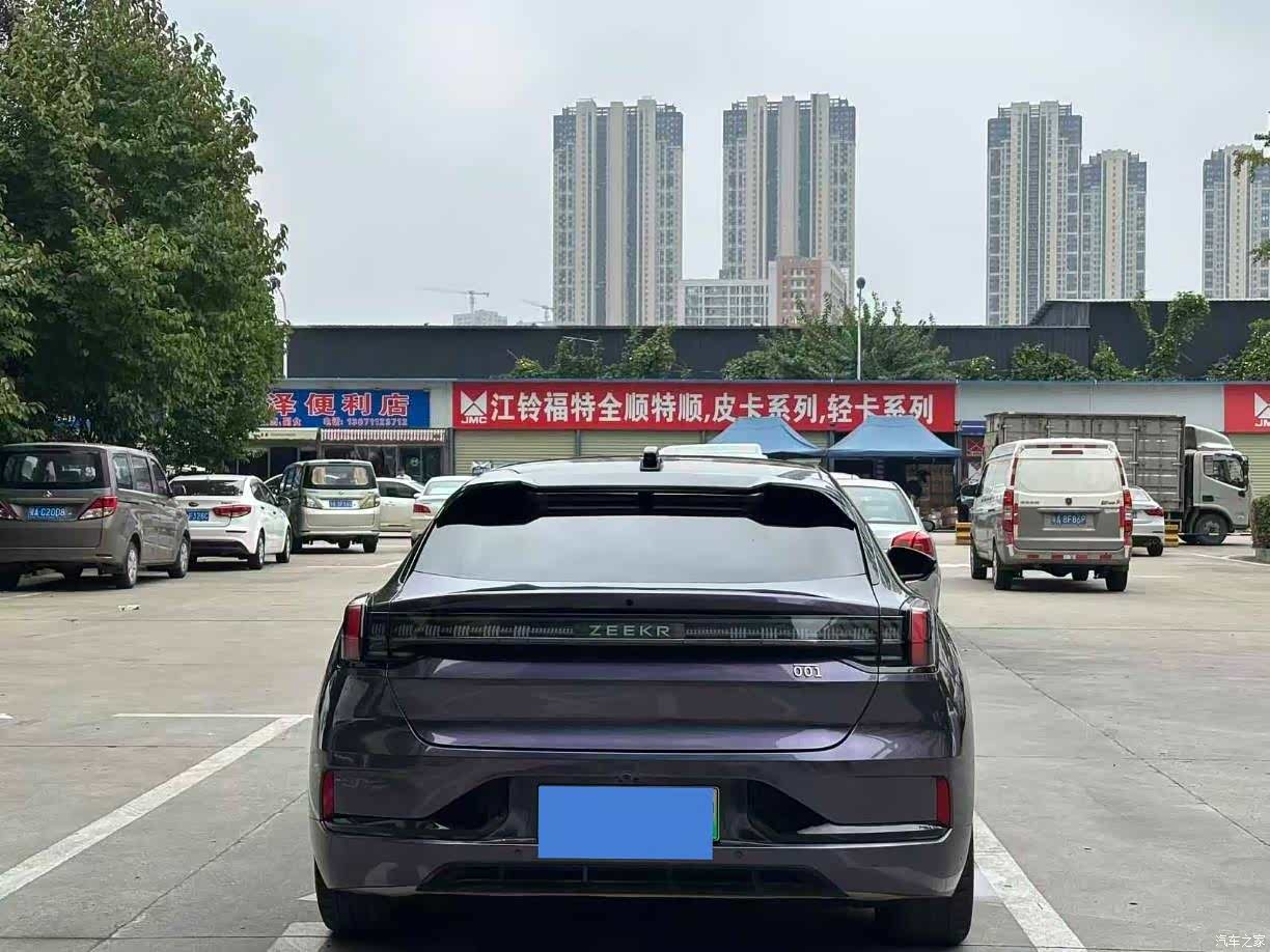Zeekr 001, 2023 8