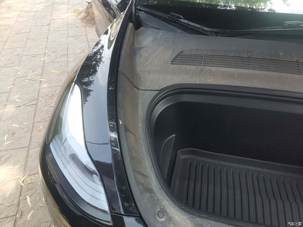 Tesla Model Y, 2023 21