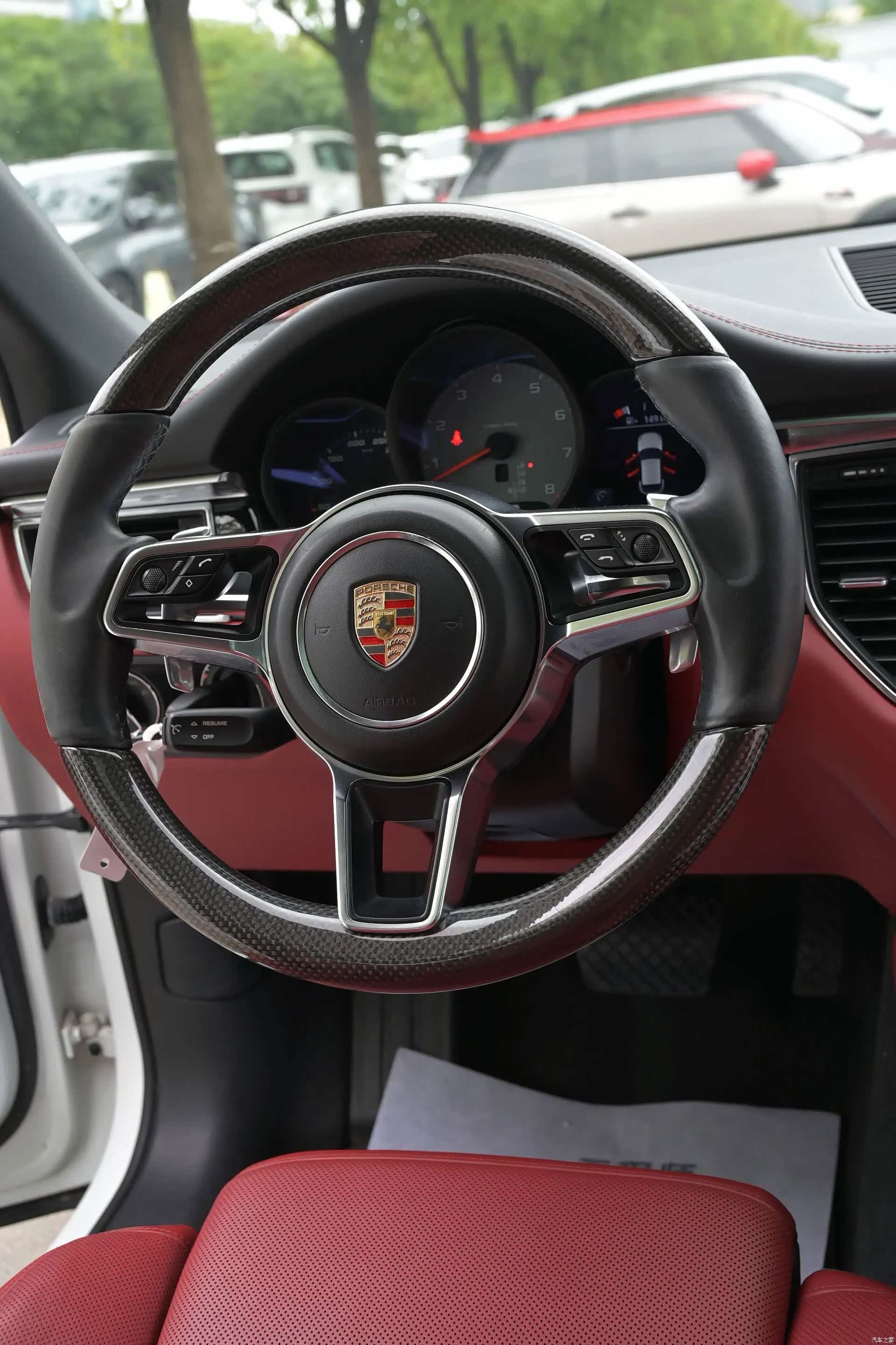 Porsche Macan, 2015 11