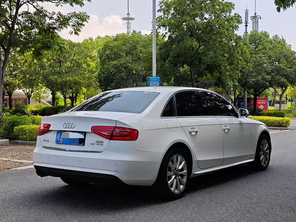 Audi A4L