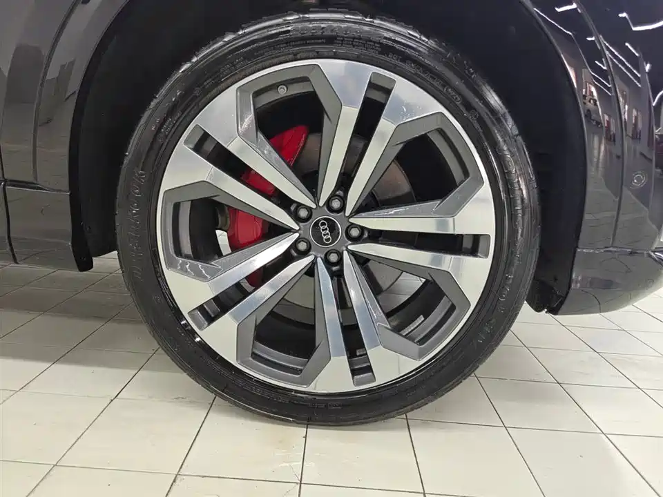 Audi Q8 Audi Q8