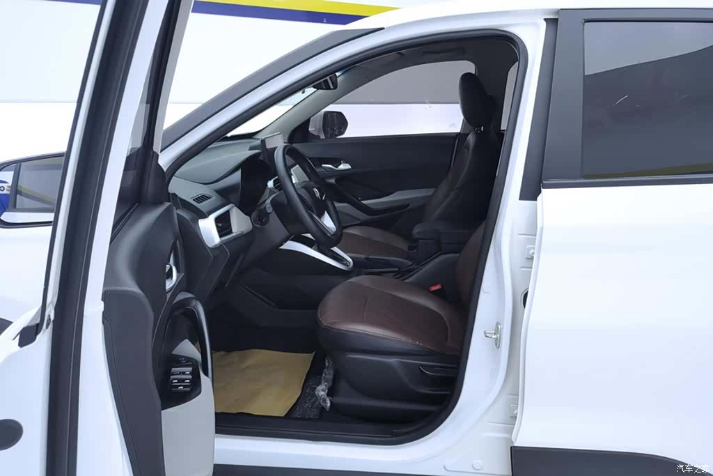 Wuling 510, 2022 9