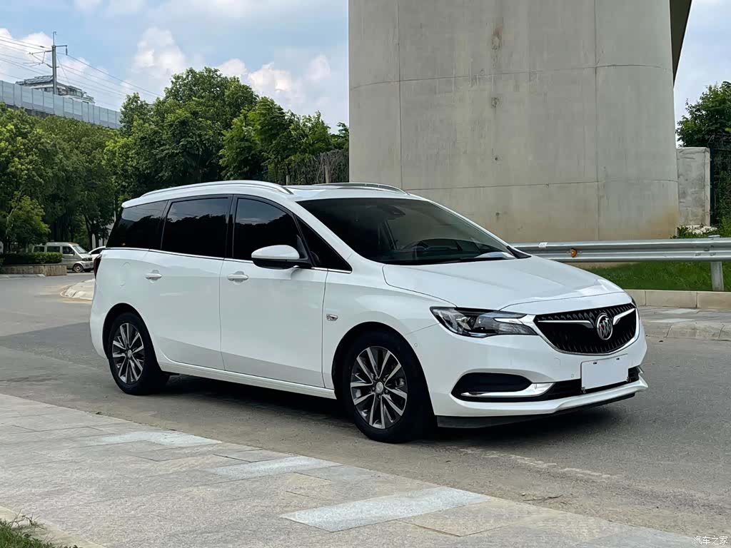 Buick GL6, 2021 4