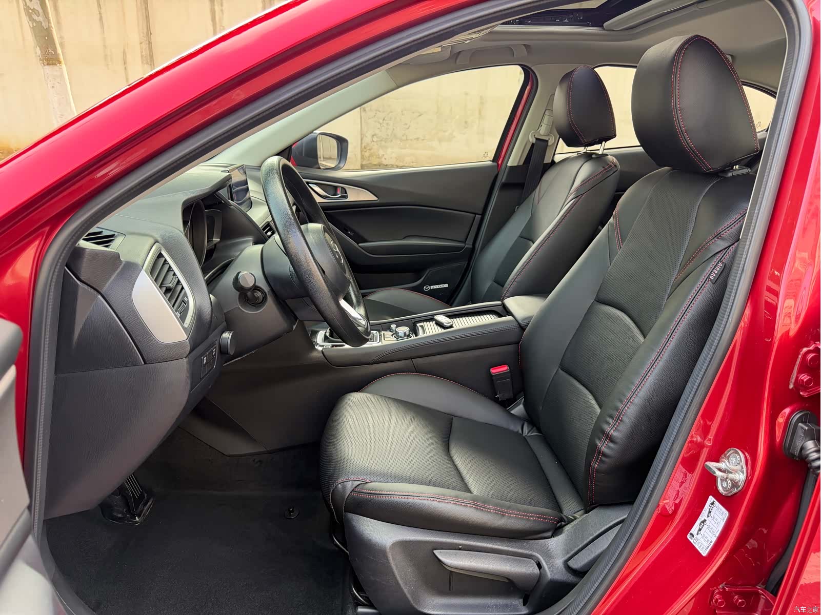 Mazda Mazda3, 2018 11