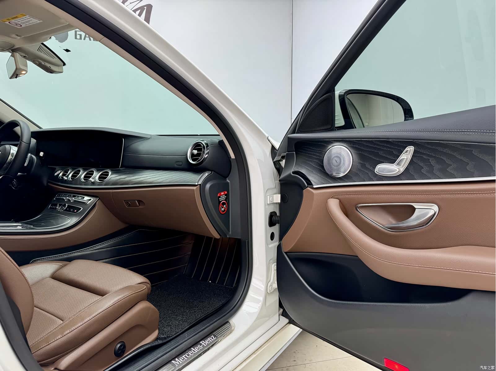 Mercedes-Benz E-Class, 2018 14