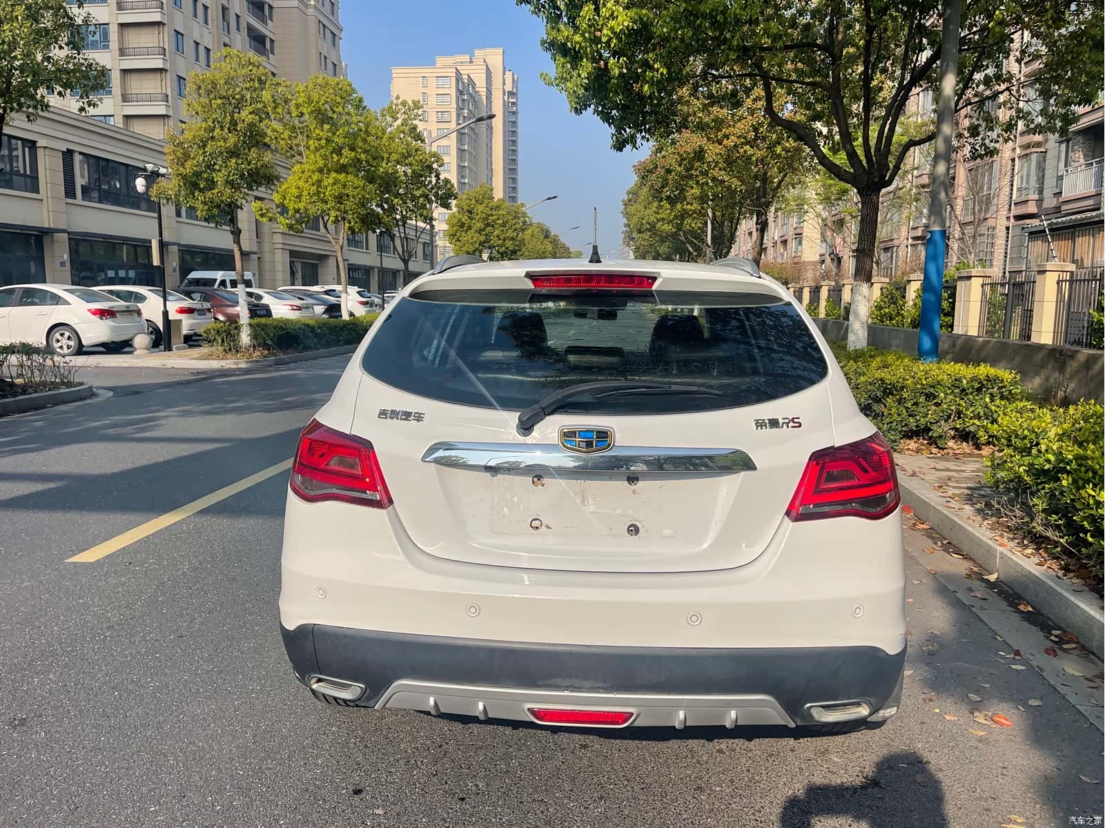 Geely Emgrand, 2017 все фото