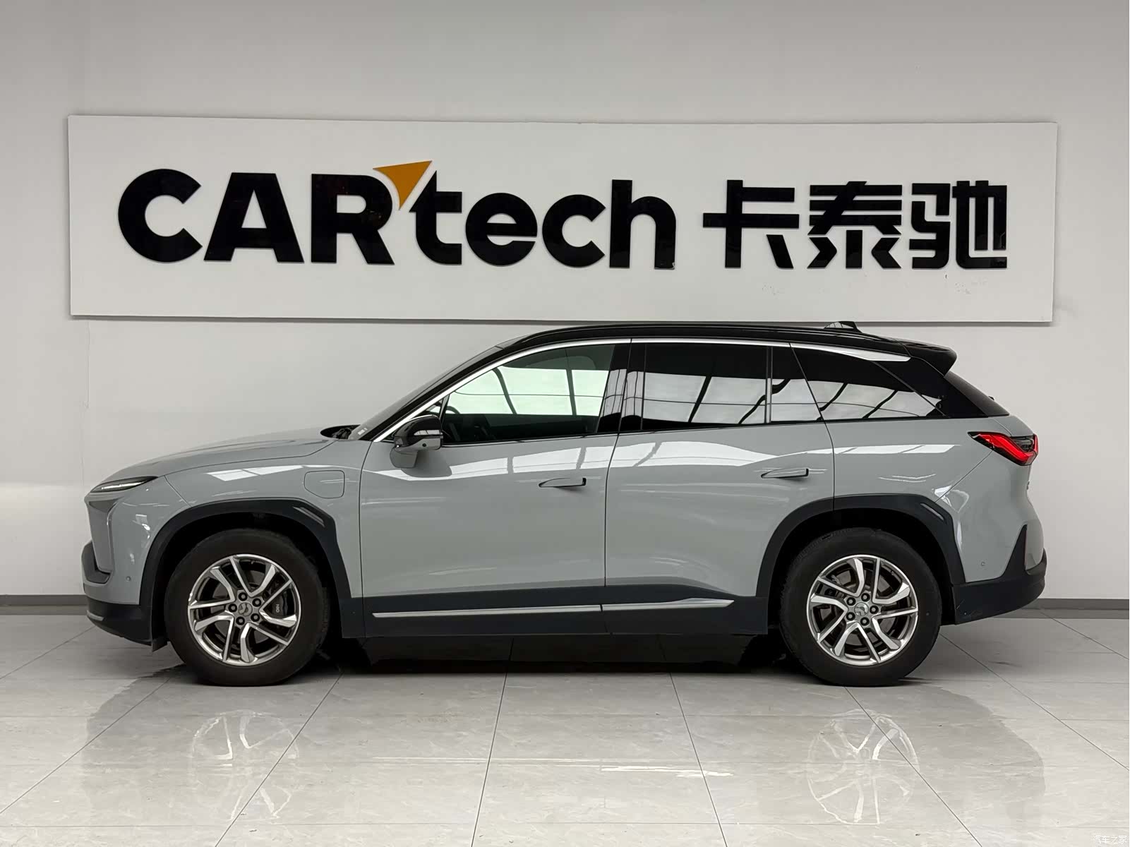 NIO ES6, 2023 2