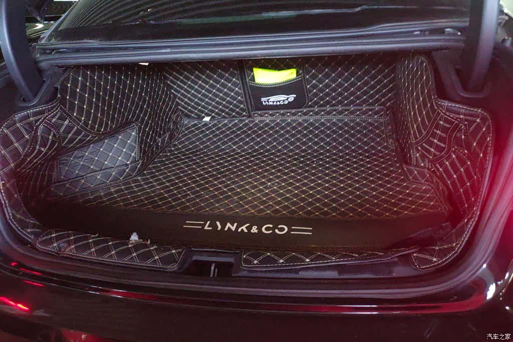 Lynk & Co 01, 2019 4